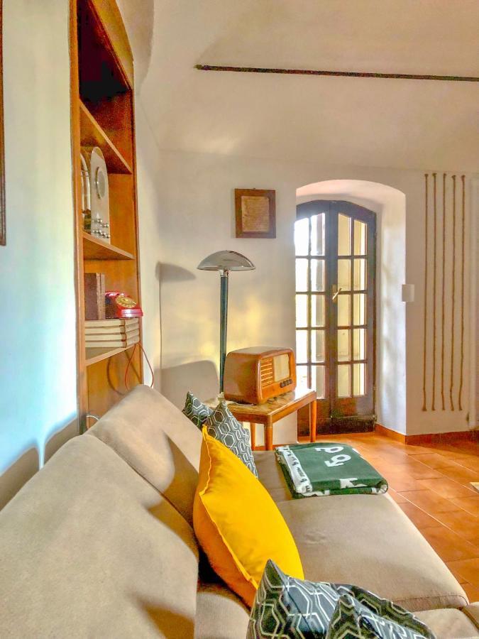 شقة La Casa Di Vasco Bussana Vecchia سانريمو المظهر الخارجي الصورة
