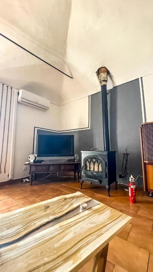 شقة La Casa Di Vasco Bussana Vecchia سانريمو المظهر الخارجي الصورة